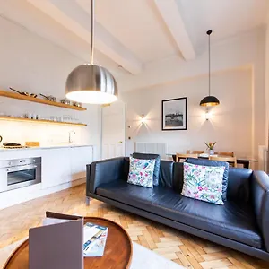 Apartment Linton Collection - 28 North Bridge, Edinburgh