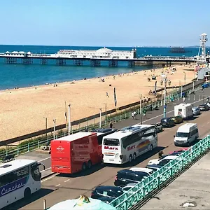 Seafront Duplex & Hot Tub Brighton