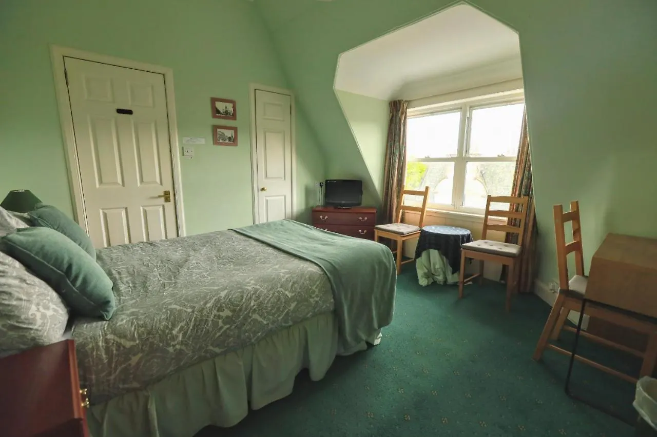 Airdenair Guest House EDI