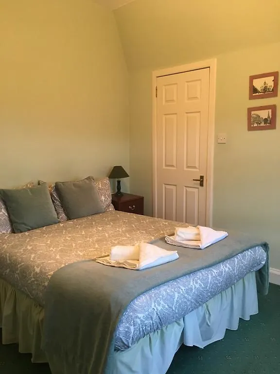 Bed & Breakfast Airdenair Guest House EDI