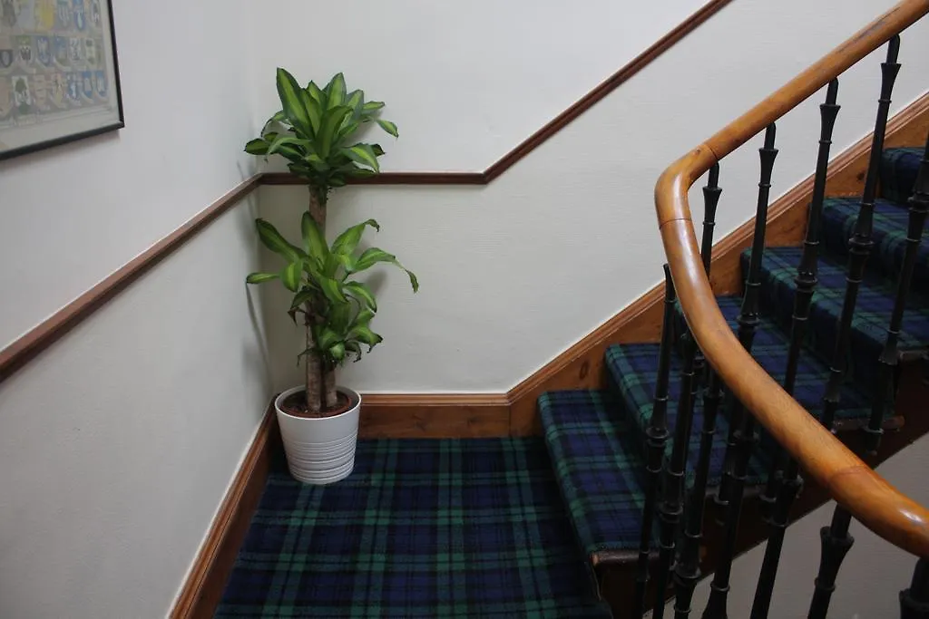 Airdenair Guest House Edinburgh