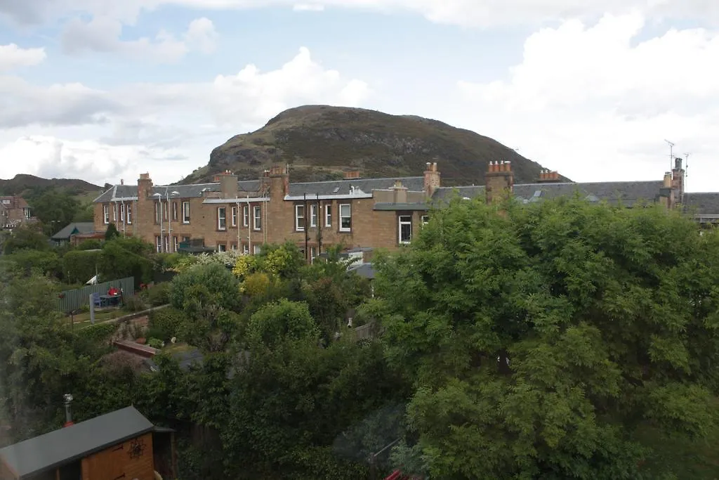 Airdenair Guest House Edinburgh