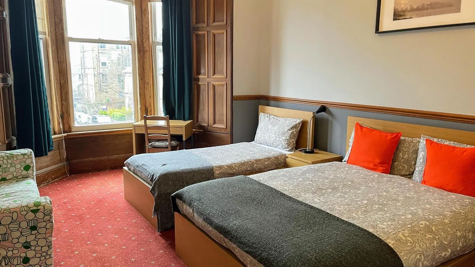 Airdenair Guest House Edinburgh Bed & Breakfast